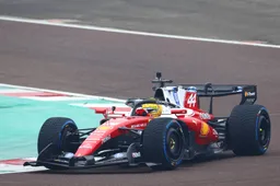 F1 heute: Ferrari lüftet das Tuch vom 2026er Auto, Alpine stellt ihren A526 vor