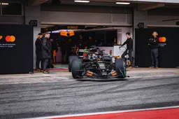 F1 LIVE | Barcelona Pre-Season Test - Day 4