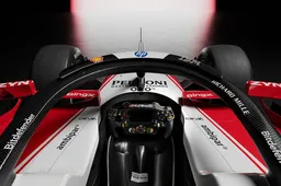 Al problemen bij Ferrari? 'Nieuwe auto Hamilton stilgezet tijdens shakedown'