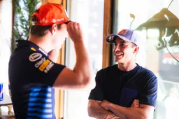 MotoGP-legende Marquez spreekt bewondering uit voor Verstappen: 'Hij is een beest'