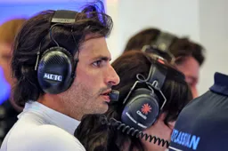 Carlos Sainz questions Verstappen, Hamilton F1 2026 criticism: 'It's not very smart'