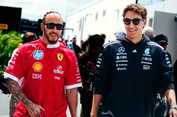 Russell zit niet te wachten op gezeur van Hamilton: 'Hij moet z'n kop houden'