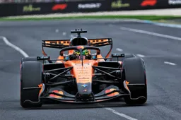 Stella onthult wat er écht misging bij Piastri's crash vóór de start