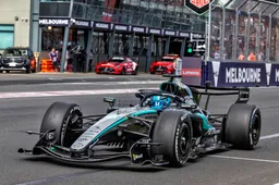 F1 LIVE | Mercedes stamp authority in Melbourne as unseen clip shows fraught near-miss
