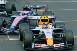 Russell vol ongeloof na bizarre save: ‘Redding van het jaar!’