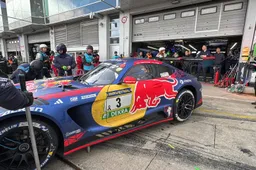 Verstappen drops out of top 20 in Qualifying Race 2 amid tricky conditions