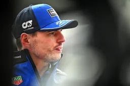 F1-commentator zinspeelt op vertrek van Verstappen bij Red Bull Racing