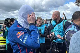 Internet vol ongeloof na opnieuw mega veel pech voor Verstappen