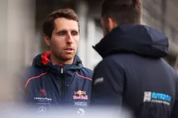 Verstappen-coureur jaagt critici op de kast: 'Heel onaardig om dat te zeggen!'