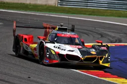 Frijns pakt historische overwinning met BMW tijdens 6 uur van Spa-Francorchamps