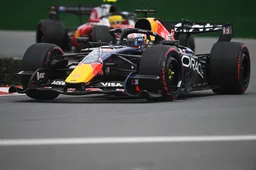 Waarom Red Bull bewust risico’s neemt met Max Verstappen en Isack Hadjar