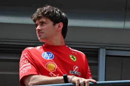 Leclerc waarschuwt voor Verstappen in Monaco: "Verwacht hem heel dicht bij ons in de kwalificatie"