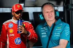 F1 Today | Hamilton unveils 'special' Silverstone look while Newey provides health update