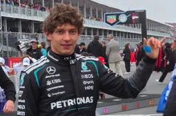 Antonelli boekt magistrale zege in Monaco na bizarre Grand Prix vol straffen en een rode vlag