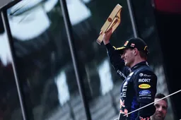 Verstappen-fans zingen dwars door Brits volkslied na P2 Verstappen