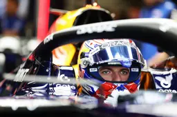 Verstappen meldt motorproblemen op Silverstone: 'Wat een ramp'