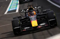 Verstappen bevestigt sterke vorm met derde tijd in laatste training Spa