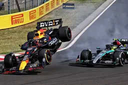 Verstappen raakte mogelijk podium kwijt na crash met Hamilton