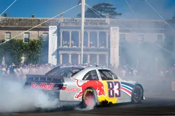Amerikaans raceteam aast op Verstappen en bevestigt eerste gesprekken