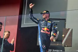 Verstappen contract extension timeline: from McLaren links to new deal until 2030