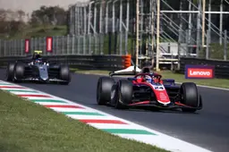 Van Hoepen grijpt op verjaardag naast punten in chaotische F2-race op Monza
