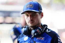Verstappen maakt duidelijk waar prioriteiten van Red Bull moeten liggen