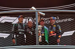 Internationale media lyrisch over Antonelli's Verstappen-achtige zege: 'Alsof het een videogame was'