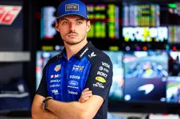 Verstappen op het matje geroepen door stewards na bizar incident in Mexico