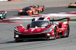 Nyck de Vries pakt met Toyota wereldtitel in het WEC