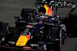 F1 LIVE | Follow here for the Singapore Grand Prix with Max Verstappen on pole!