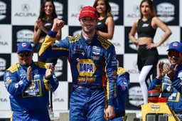 Indycar: Rossi claims dominant Long Beach victory