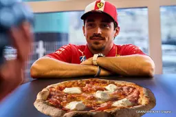 Leclerc: Pizza Margherita with prosciutto crudo. Never pineapple!