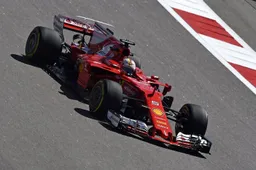 Sochi FP3: Ferrari dominate