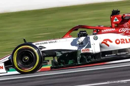 Barcelona Testing Day 2: Raikkonen fastest before stopping