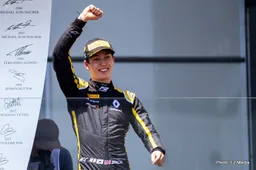 F2 Baku Race 1: Aitken maiden victory in race of attrition