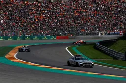 Hamilton: Why's the Safety Car out?
