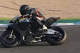 Hamilton unhurt in superbike crash at Jerez