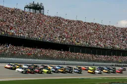 NASCAR to start allowing limited spectators