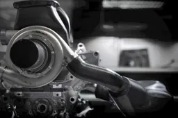 Renault 2016 F1 engine much improved thankdks to Ilmor