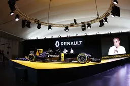 Renault launch new era with old car and showcar livery