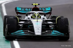Rosberg: Unbelievable to see how Mercedes is struggling