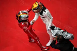 Hamilton joins Vettel in quest for fifth F1 title
