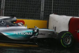Montreal FP2: Hamilton crashes as rain stops play