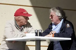 Lauda is adamant Mercedes must keep Rosberg