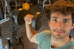 Sainz tests negative for COVID-19