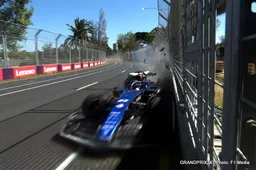 So many crashes! What's going on with Williams' drivers?