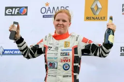 Female driver supports F1 series for women idea
