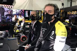 Ricciardo: It's been good having Fernando in the garage