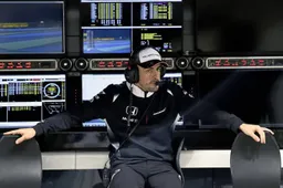 Dennis: Alonso should have been allowed to race