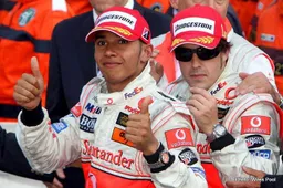 Alonso paid McLaren mechanics to support him not Hamilton